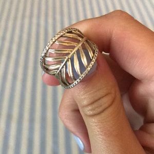 Two Tone Pandora Leaf Ring